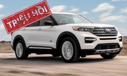 Triệu hồi hơn 300.000 xe Ford Explorer do lỗi camera lùi